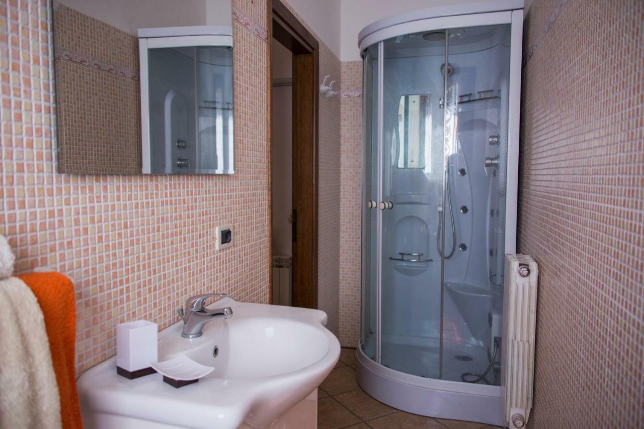 Appartamenti La Casina Porto Azzurro Luaran gambar