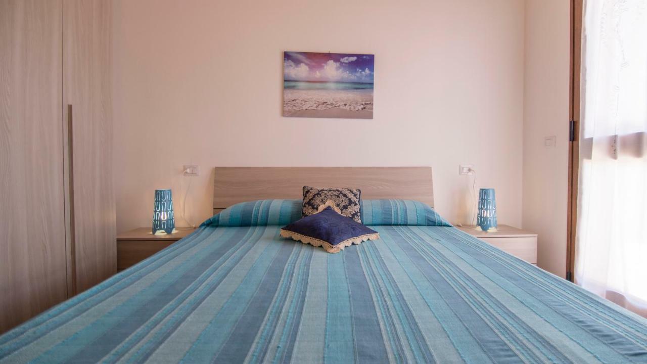 Appartamenti La Casina Porto Azzurro Luaran gambar